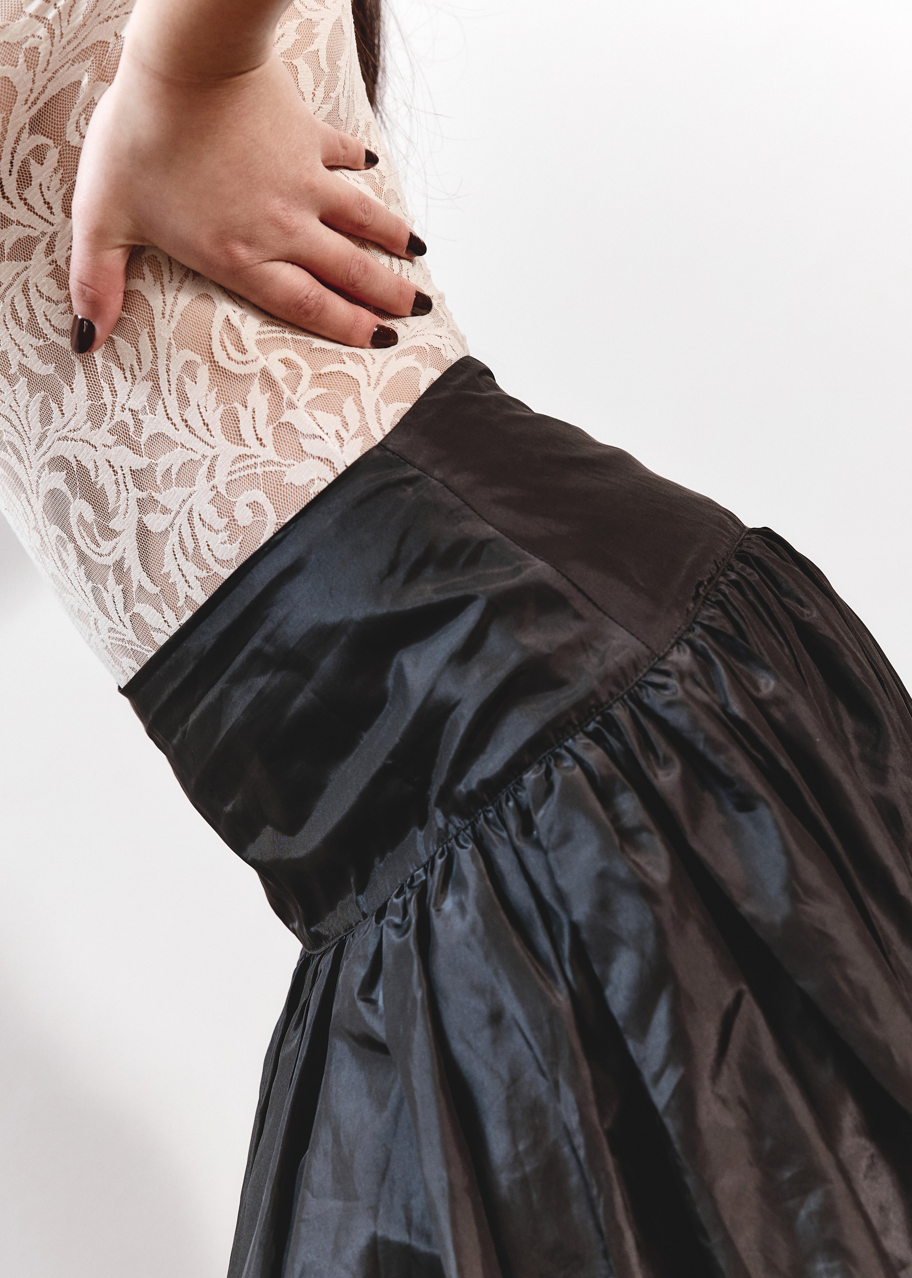 Luiaffo Drop Waist Skirt - Black