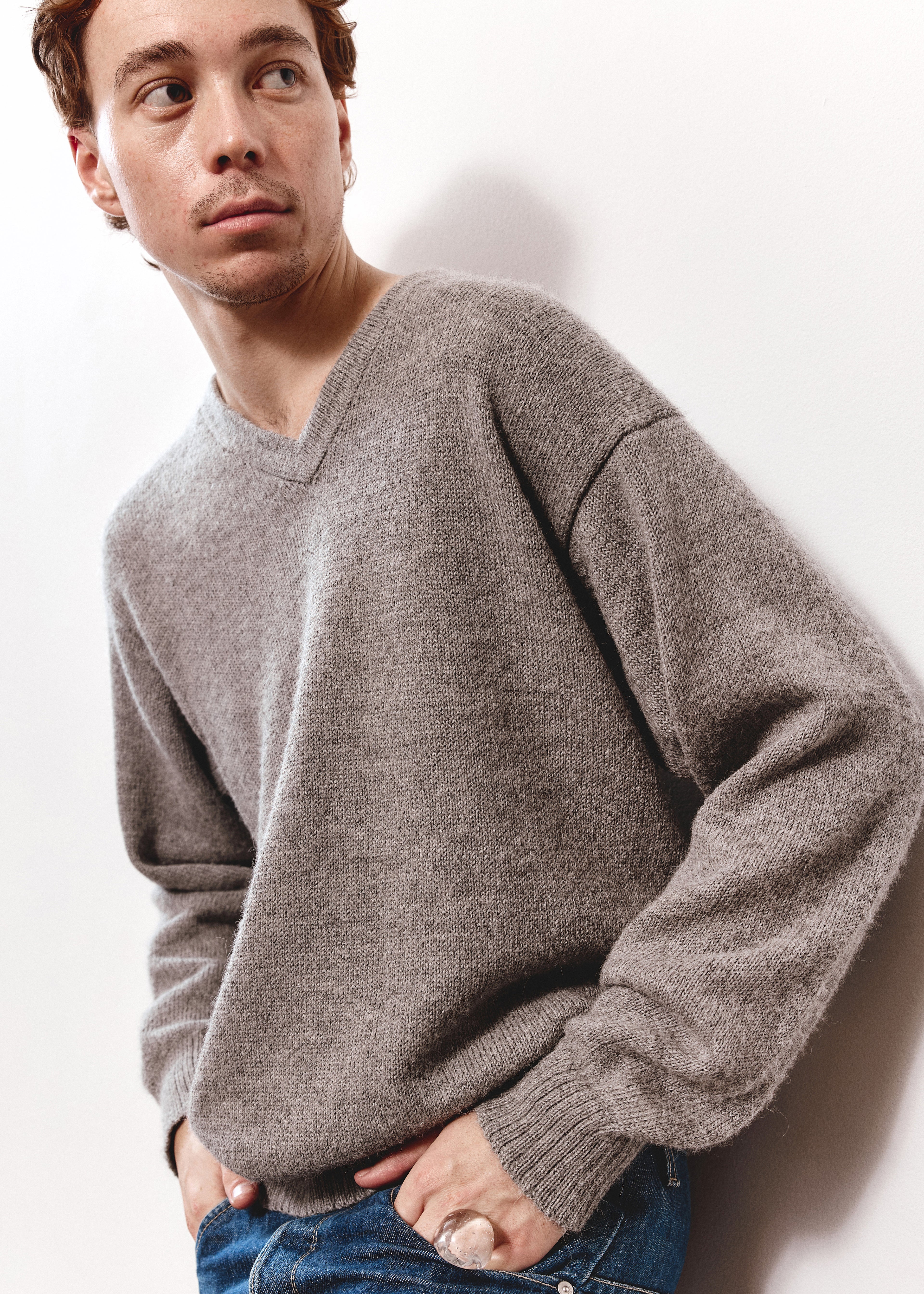 Perez Slouchy V Neck Knit - Grey