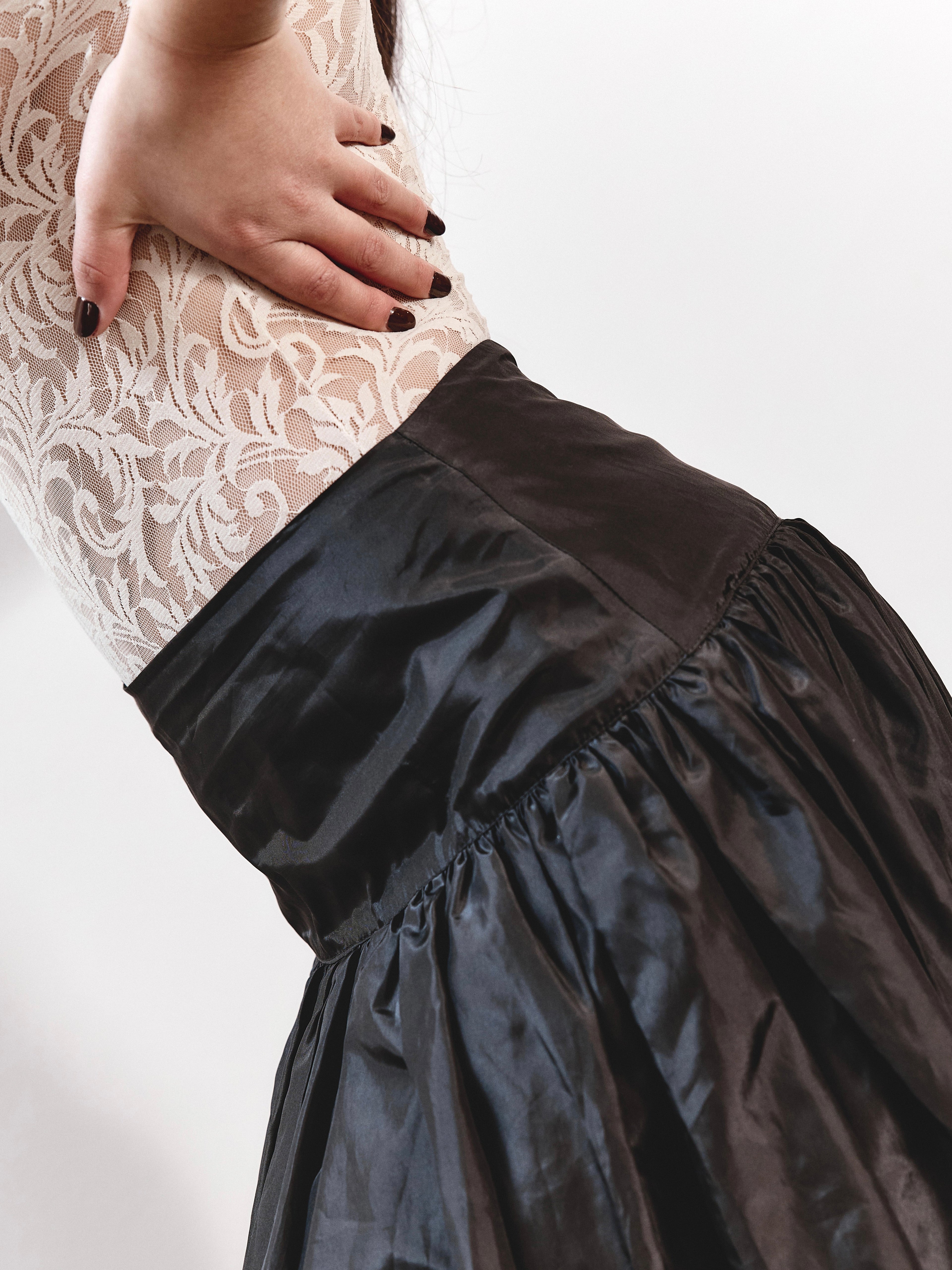 Luiaffo Drop Waist Skirt - Black