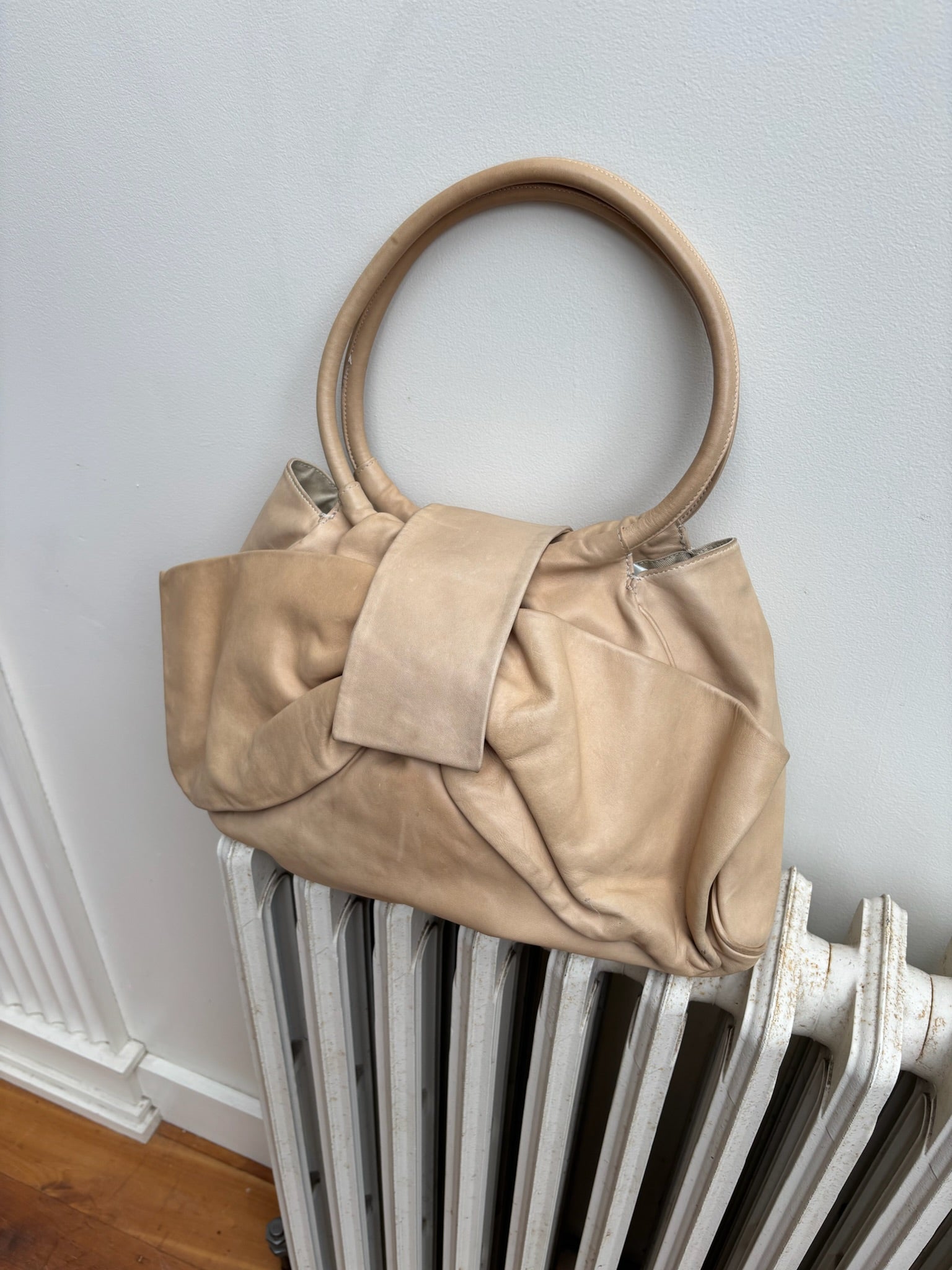 Vintage Leather Bag w Bow - Butter
