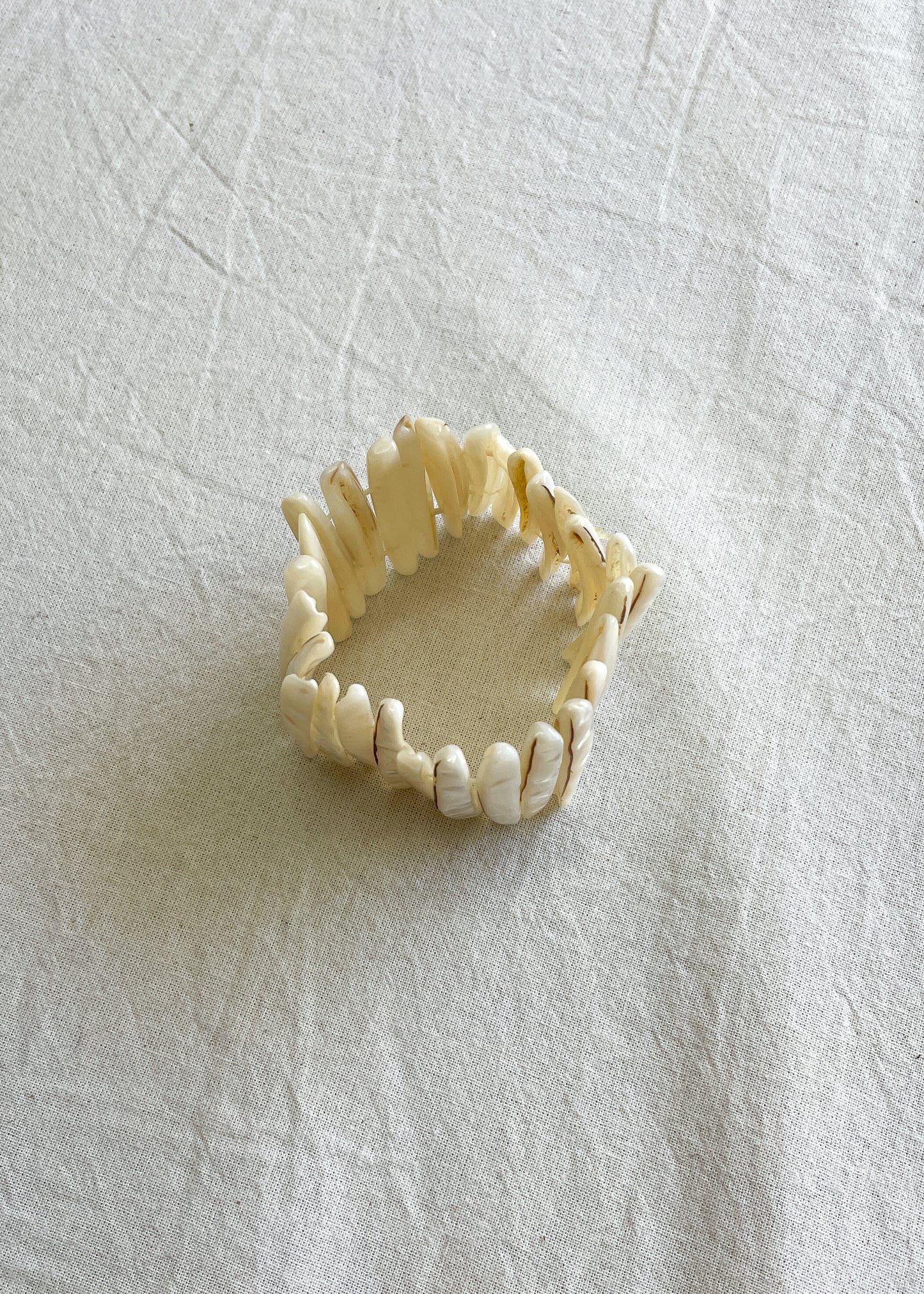 Chunky Shell Long Bead Bracelet - Cream