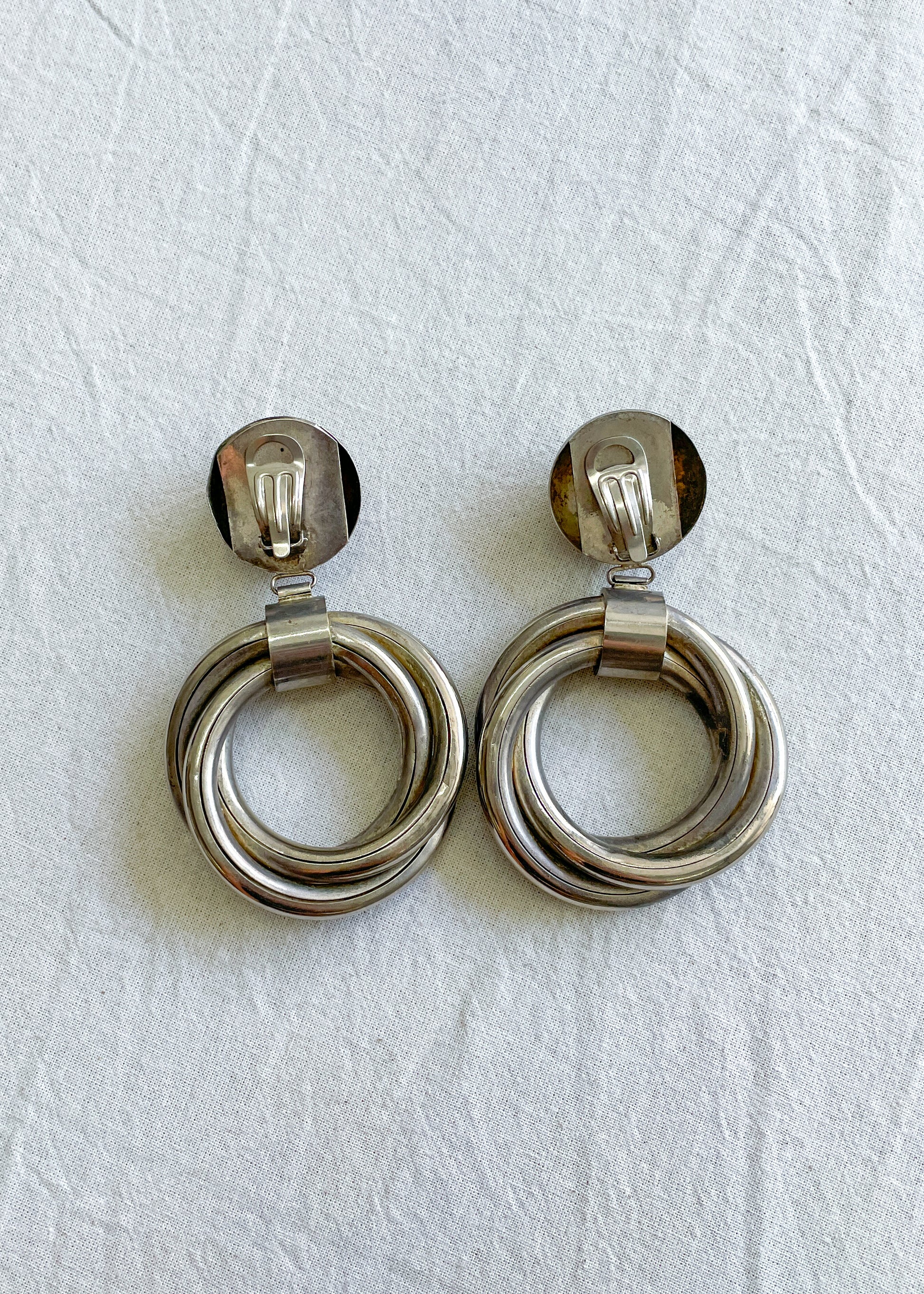 Chunky Round Doorknocker Clip Ons - Silver
