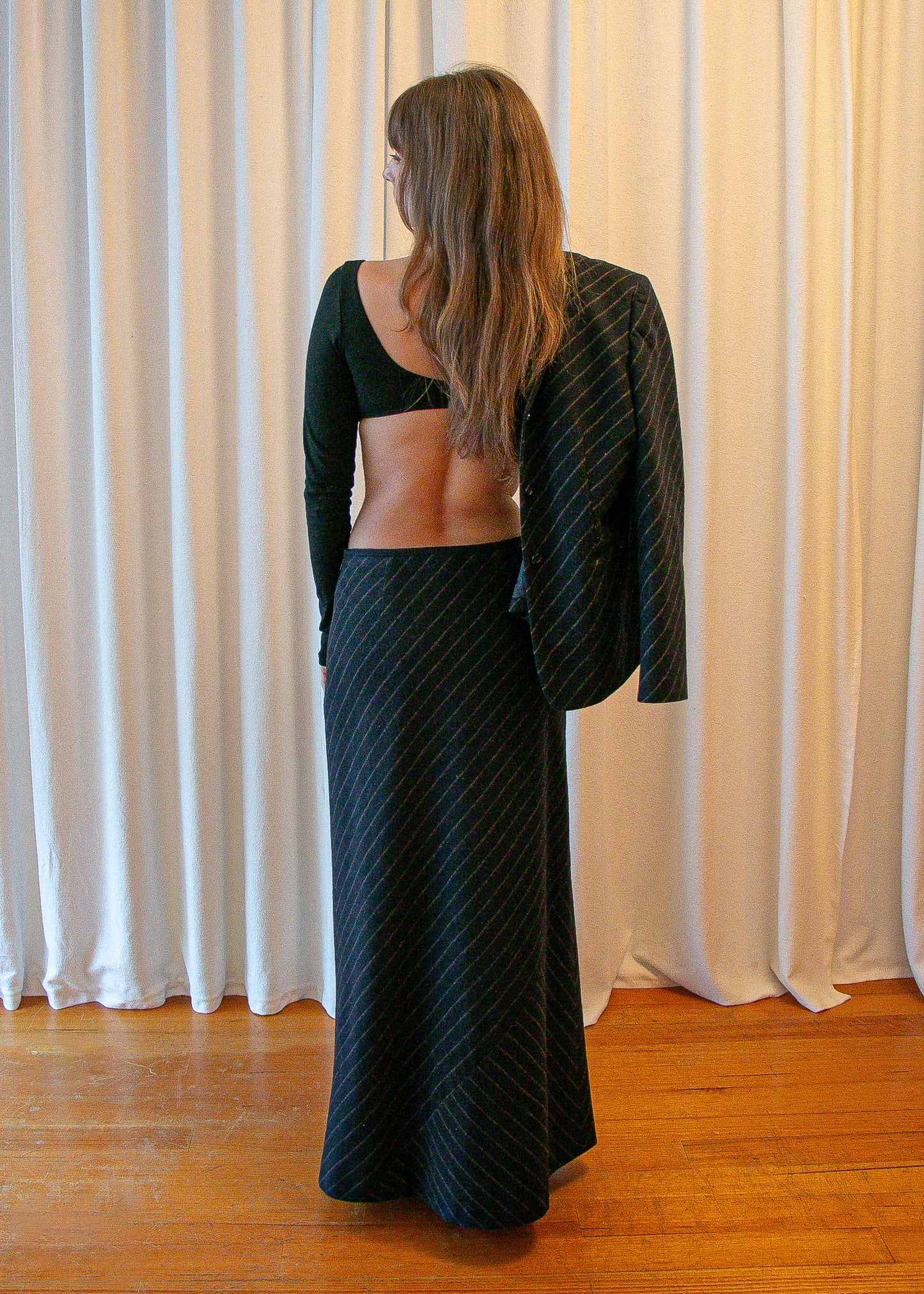 vintage wool two piece set navy. back.