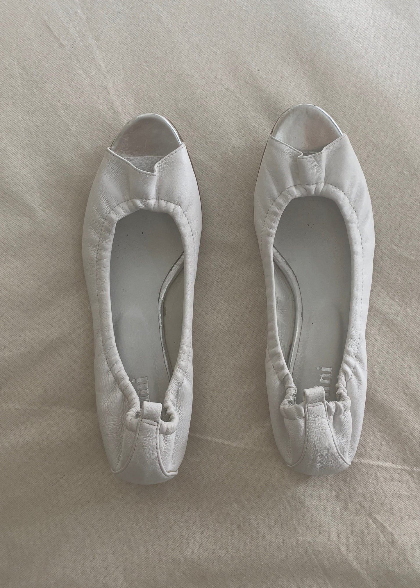 Mollini Open-Toed Flats - White