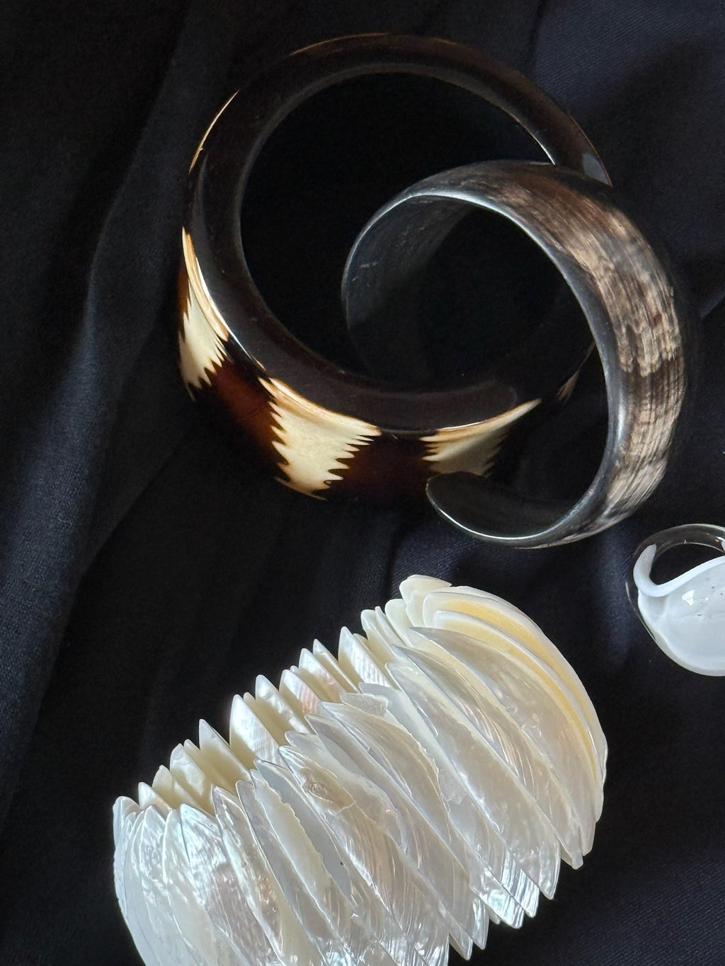 Chunky Shell Bracelet - White