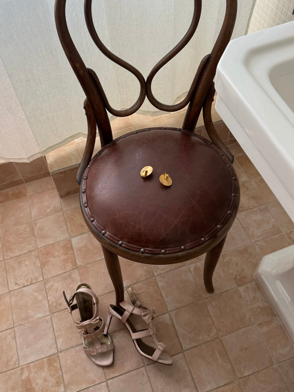 Matte and Shiny Circle Clip Ons - Gold