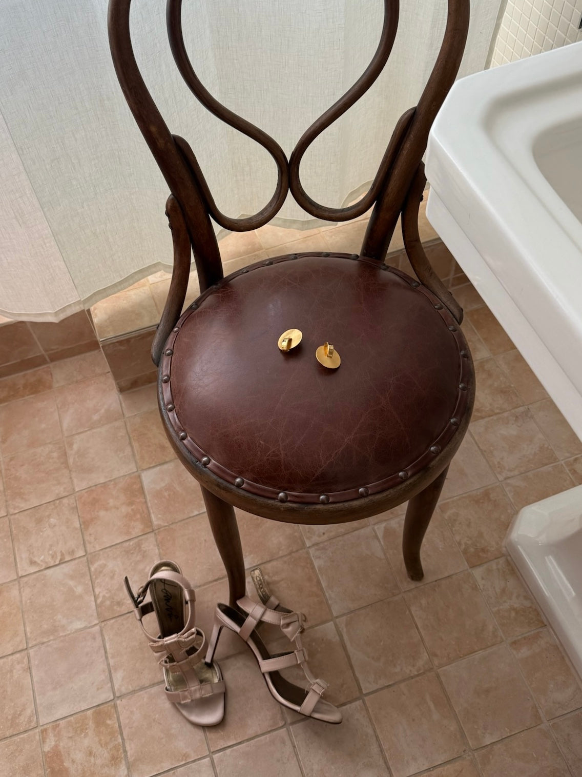 Matte and Shiny Circle Clip Ons - Gold