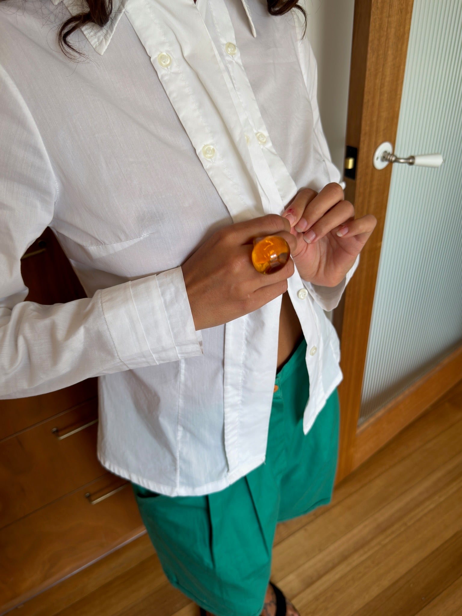 Center Boutique Fitted Button Down - White