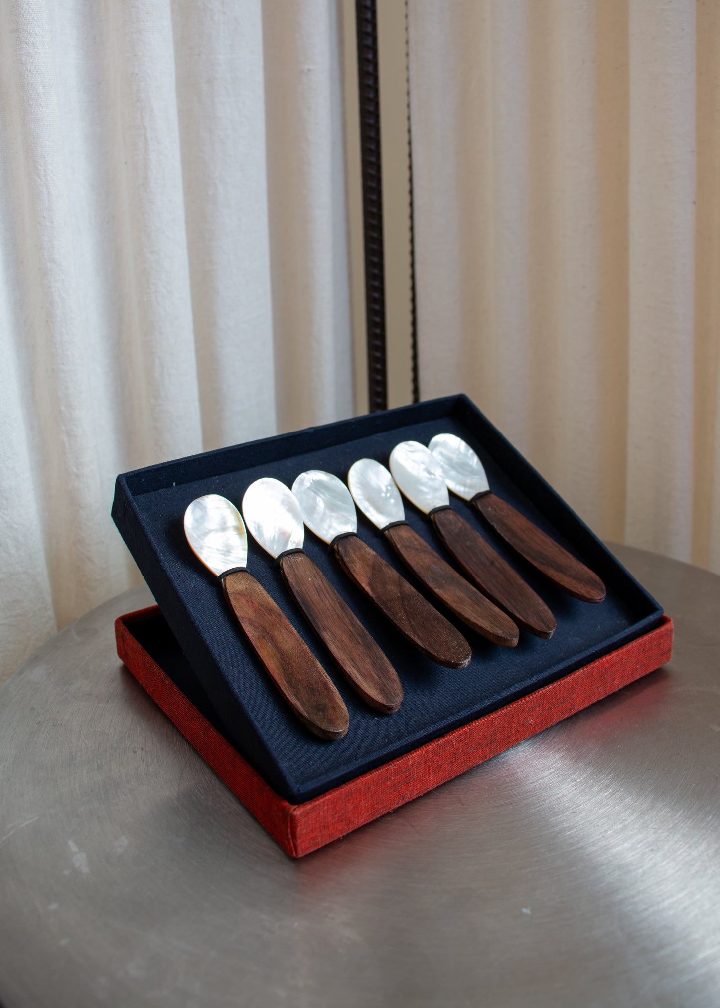 6 x Shell and Wood Spoons