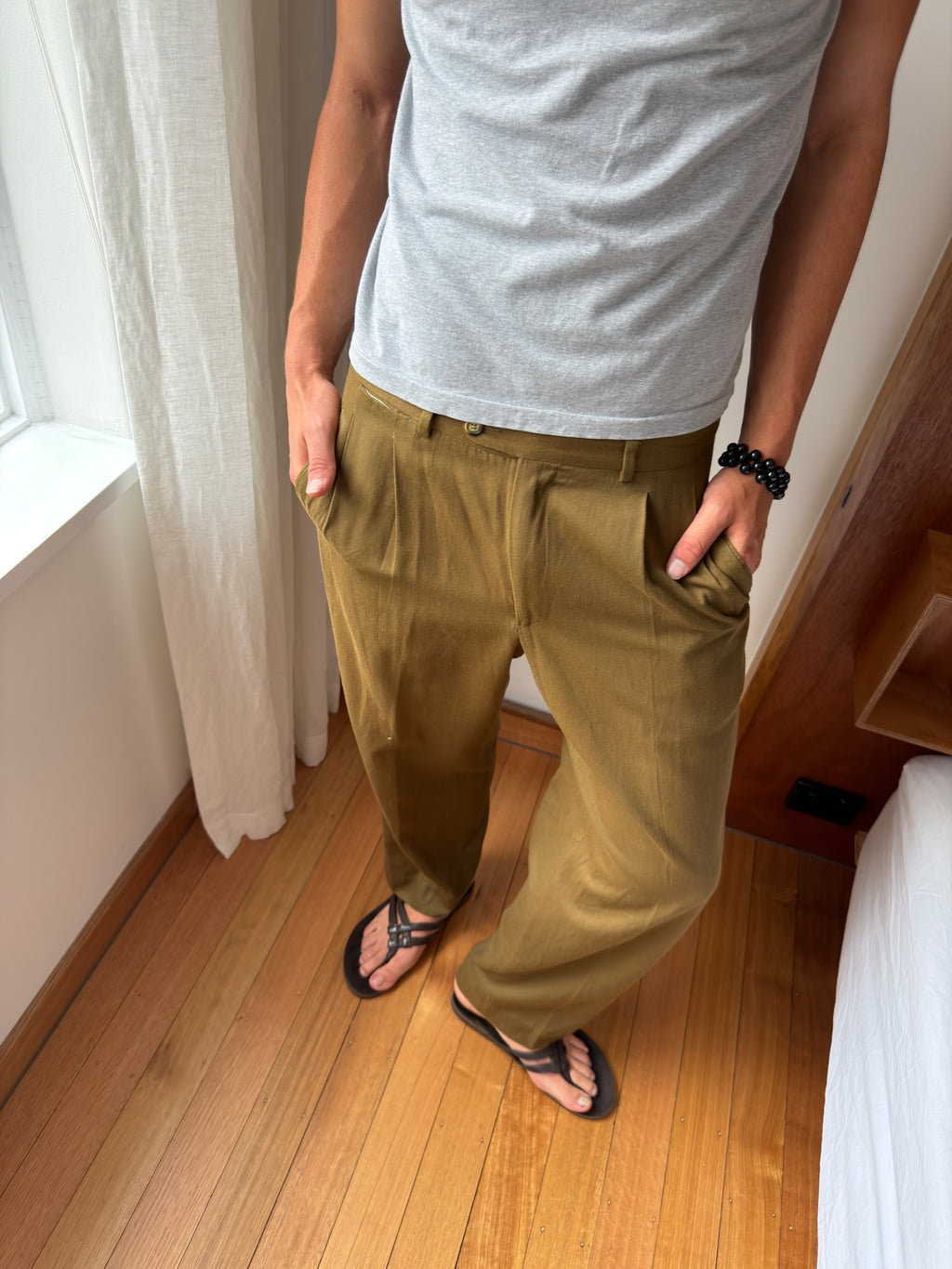 Barneys New York V-Neck Tee - Grey