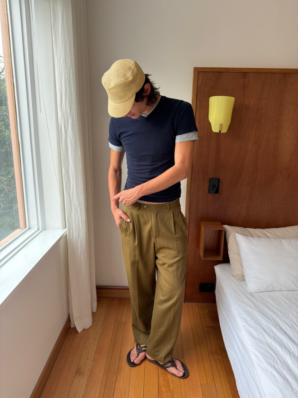 Dressing Well Pleated Pant - Khaki