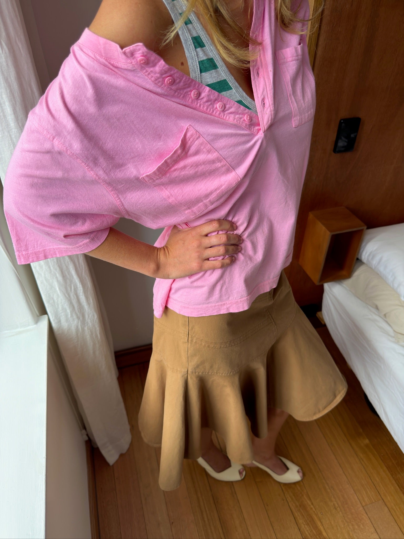 Shirteria Henley Tee - Pink