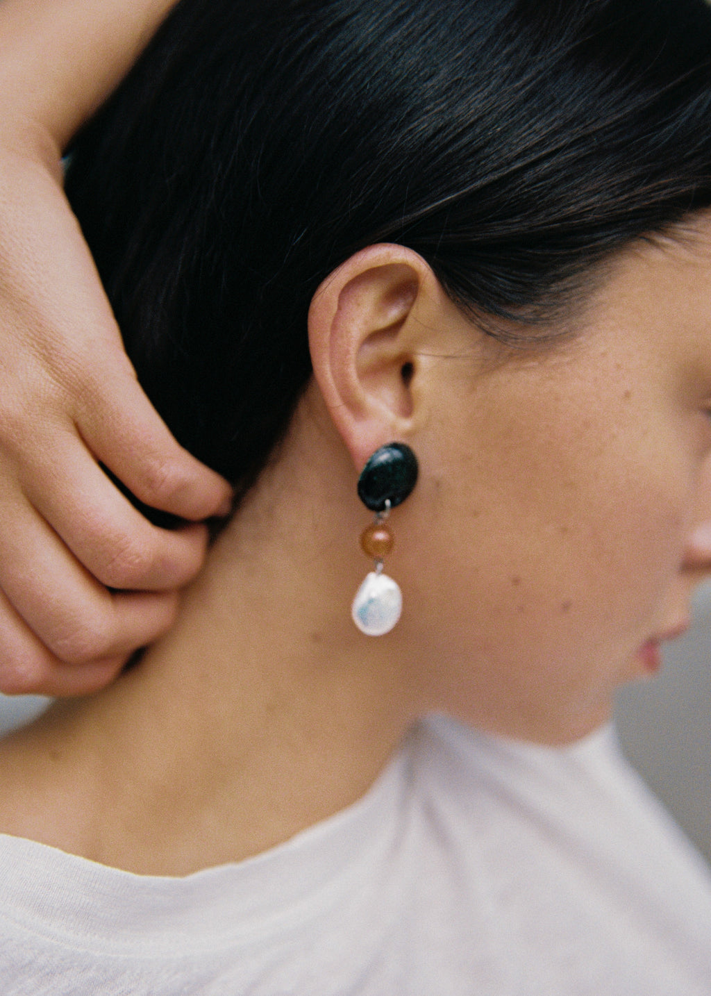 Zarić Earrings - Navy/Carnelian/Pearl Earrings